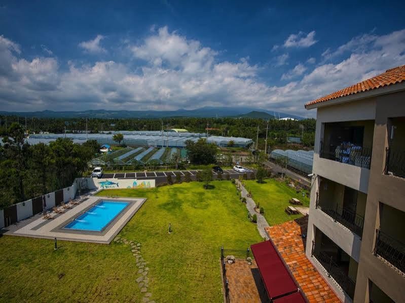 Famille Spa Resort Согвипхо Экстерьер фото