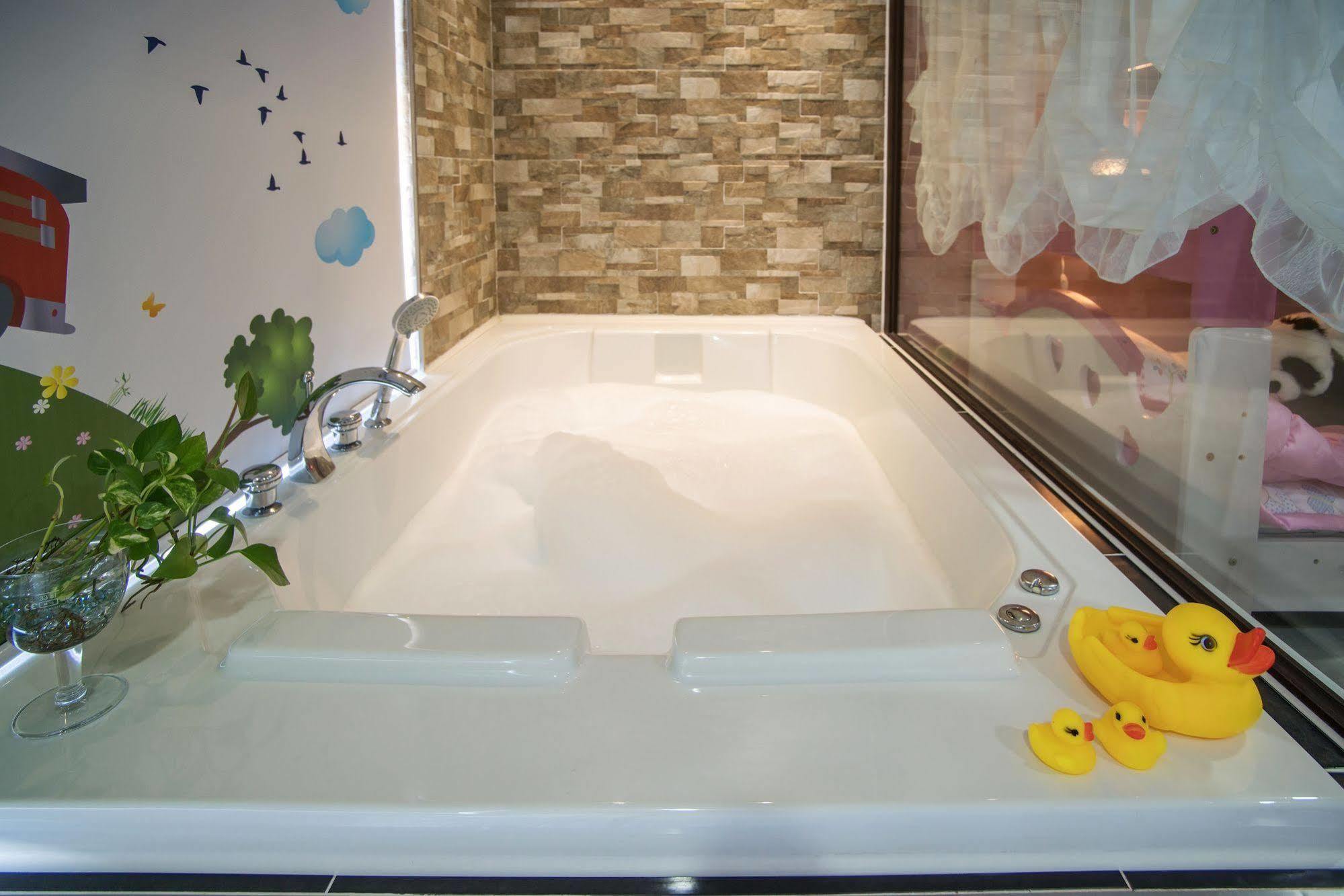 Famille Spa Resort Согвипхо Экстерьер фото